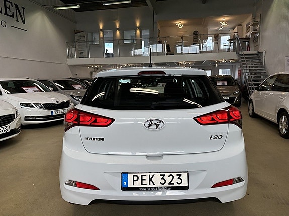 Hyundai i20 6 of 19