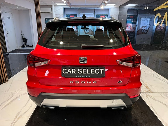 Seat Arona 4 of 5