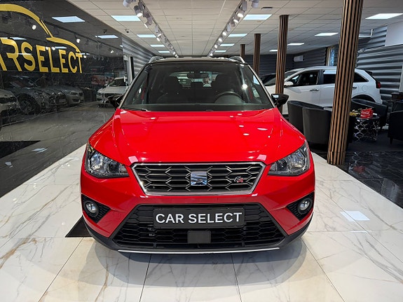 Seat Arona 8 of 26