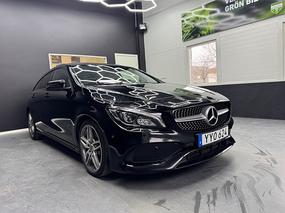 Mercedes-Benz CLA220 d 2 of 5