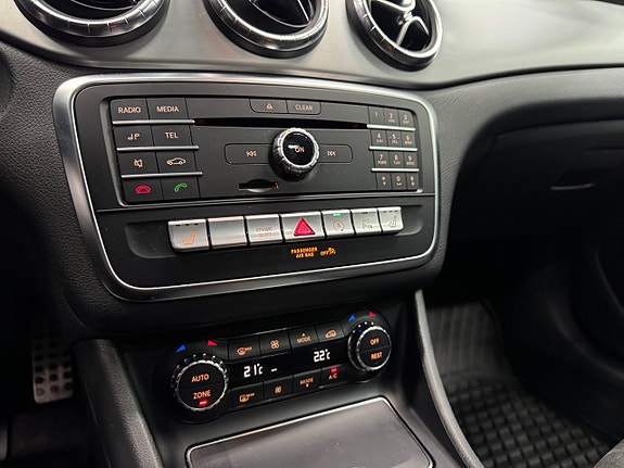 Mercedes-Benz CLA220 d 17 of 26