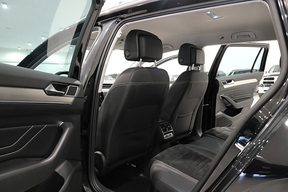 Volkswagen Passat 15 of 27