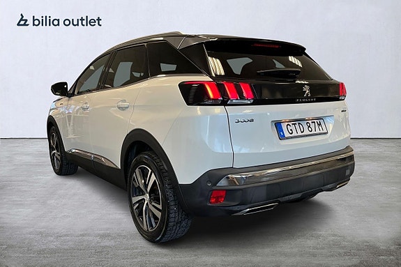 Peugeot 3008 4 of 5