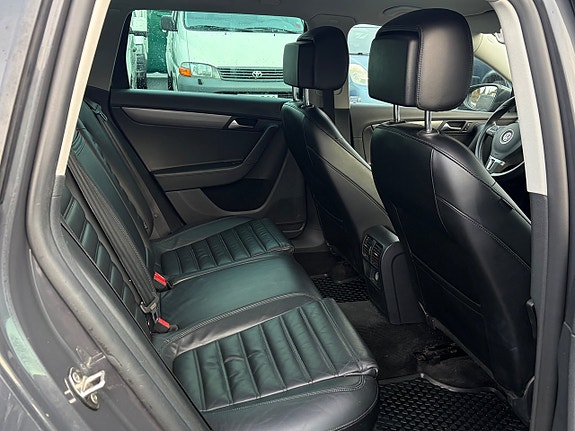 Volkswagen Passat 5 of 5