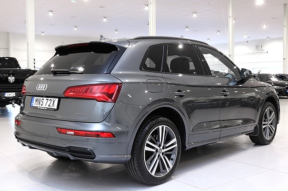 Audi Q5 4 of 5