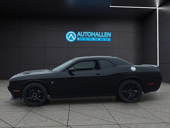 Dodge Challenger 5 of 5