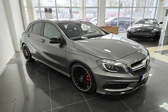 Mercedes-Benz A45 6 of 8