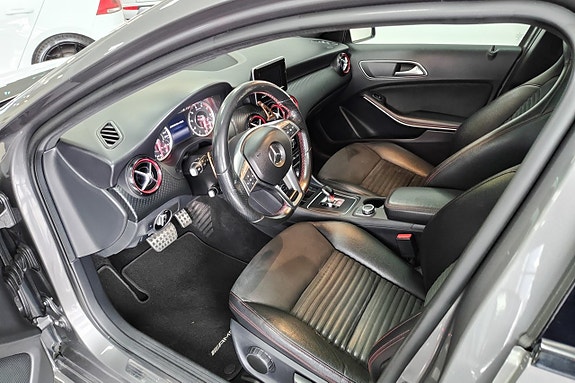 Mercedes-Benz A45 7 of 8