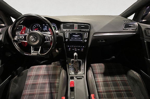 Volkswagen Golf I 11 of 17