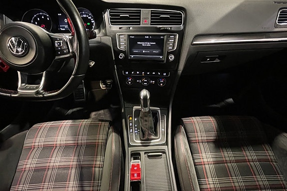 Volkswagen Golf I 12 of 17