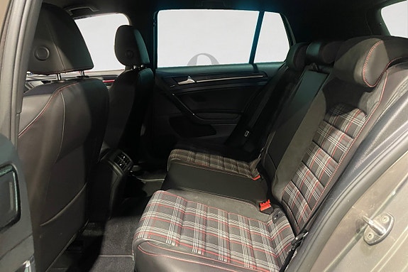 Volkswagen Golf I 14 of 17