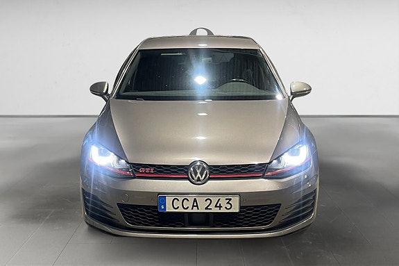 Volkswagen Golf I 10 of 17