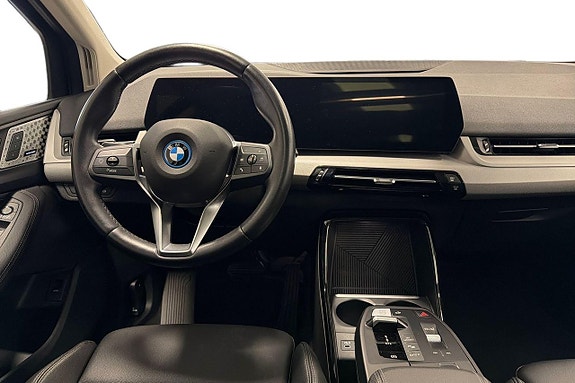 BMW 230e 8 of 18