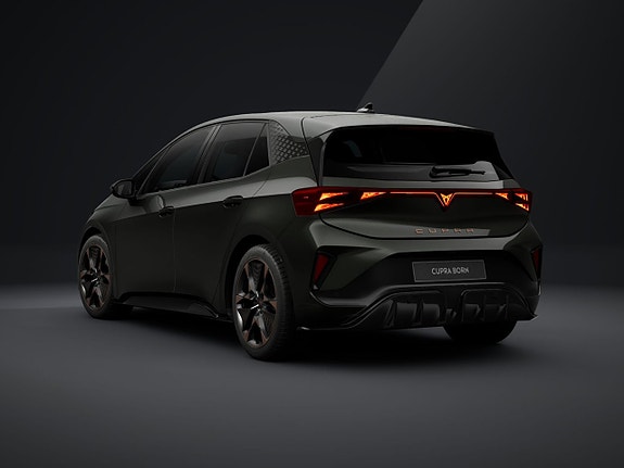 Cupra Born 3 of 5