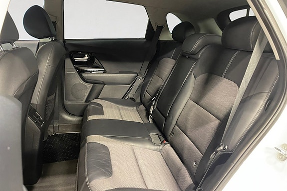Kia Niro 14 of 17