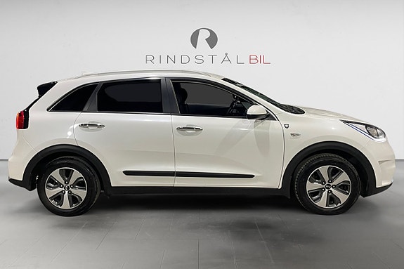 Kia Niro 8 of 17