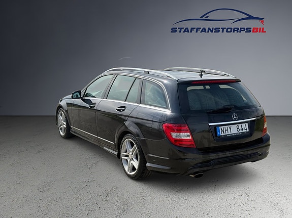 Mercedes-Benz C180 8 of 13