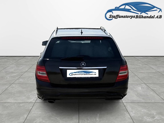 Mercedes-Benz C180 6 of 12