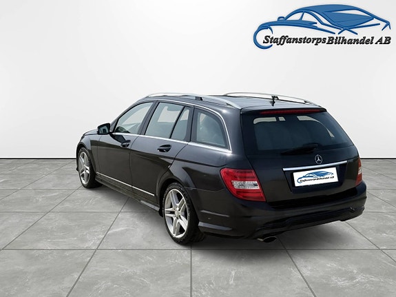 Mercedes-Benz C180 8 of 12