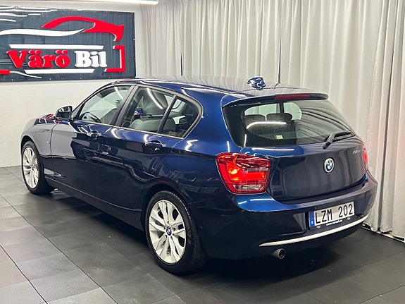 BMW 118d 4 of 5