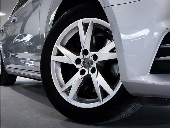 Audi A4 5 of 5