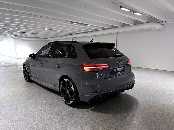 Audi RS3 7 of 27