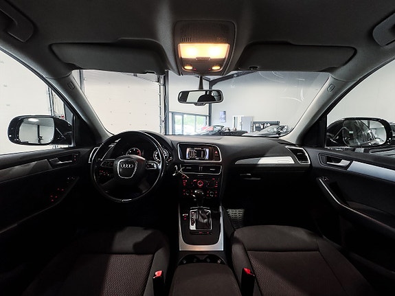 Audi Q5 9 of 18