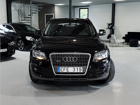 Audi Q5 2 of 5