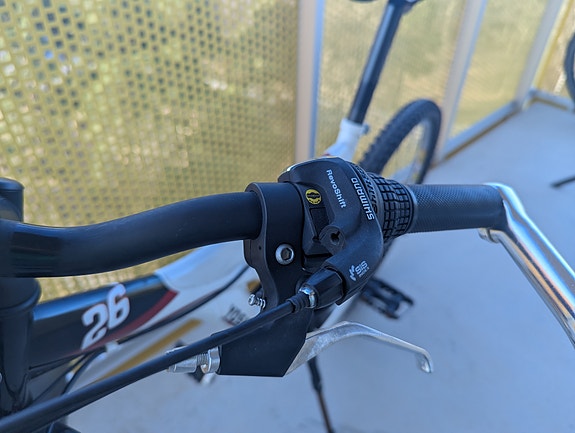 Product image 8 of 9