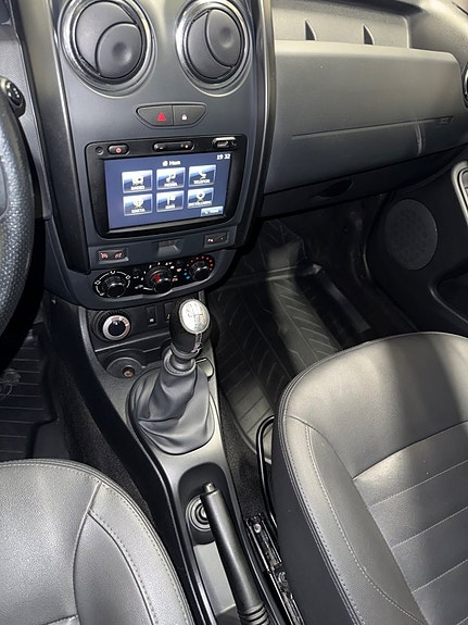 Dacia Duster 16 of 17