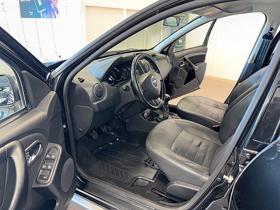 Dacia Duster 14 of 17