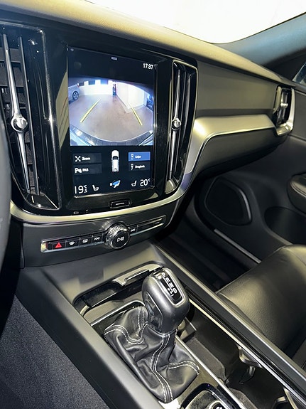 Volvo V60 12 of 20