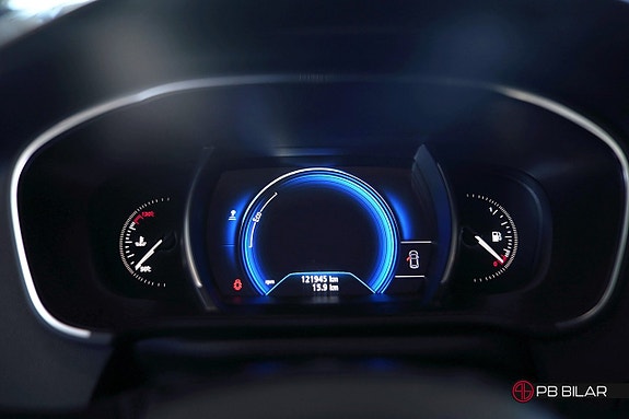 Renault Megane 25 of 25