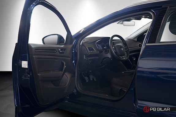 Renault Megane 10 of 25