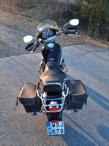 Moto Guzzi Nevada 750 classic i.e 2 of 7