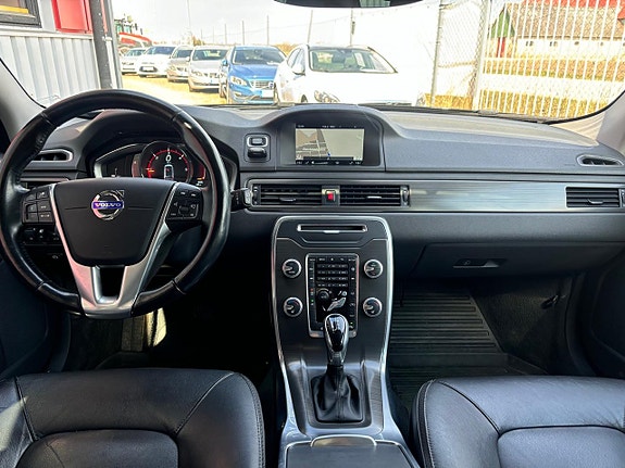 Volvo XC70 9 of 29