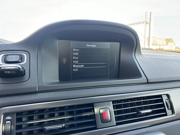 Volvo XC70 15 of 29