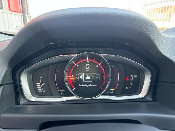Volvo XC70 18 of 29