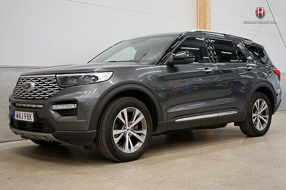 Ford Explorer 4 of 5