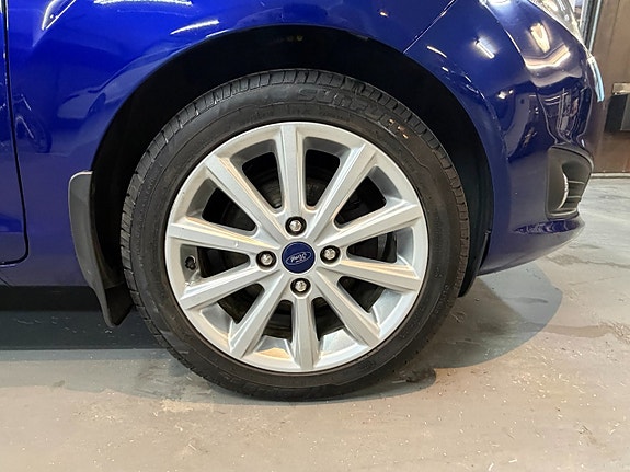 Ford Fiesta 13 of 15