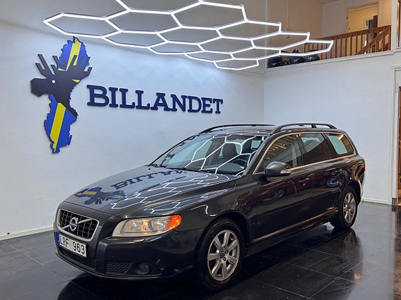 Volvo V70 8 of 23