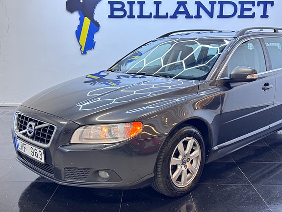 Volvo V70 7 of 23