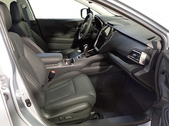 Subaru Outback 3 of 13