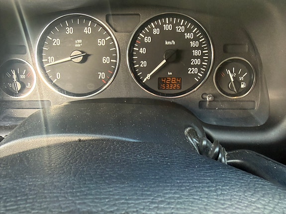 Opel Astra 4 of 5