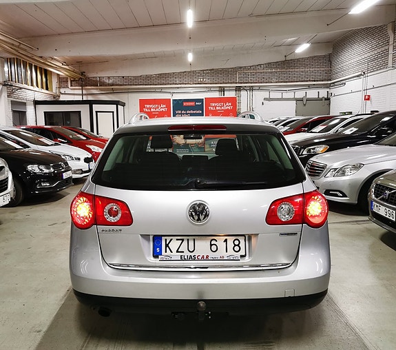 Volkswagen Passat 6 of 15