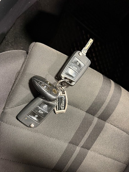Volkswagen Golf VII 27 of 27