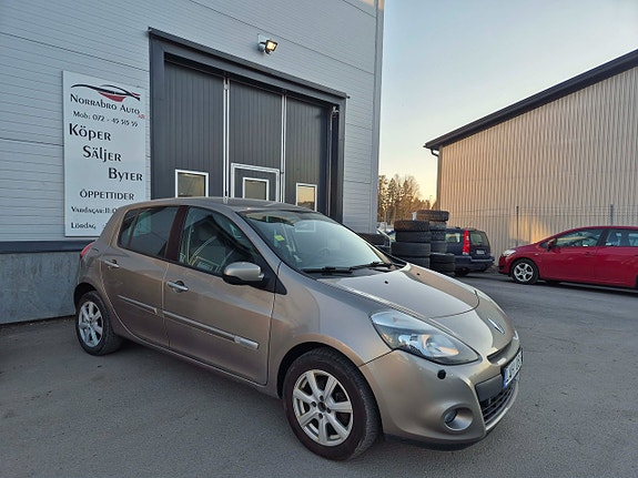 Renault Clio 6 of 12