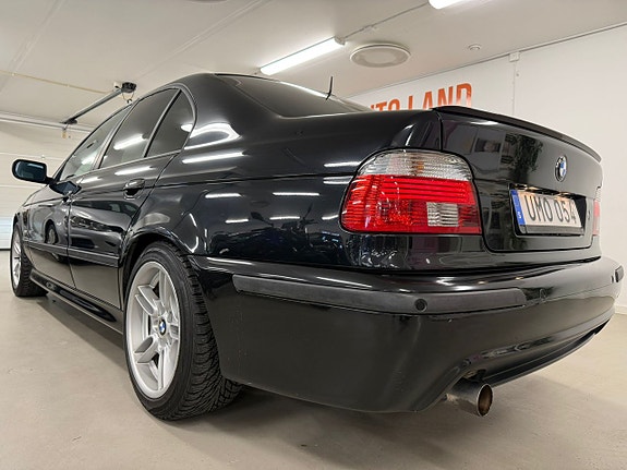 BMW 530i 5 of 5