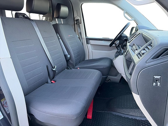 Volkswagen Transporter 10 of 28