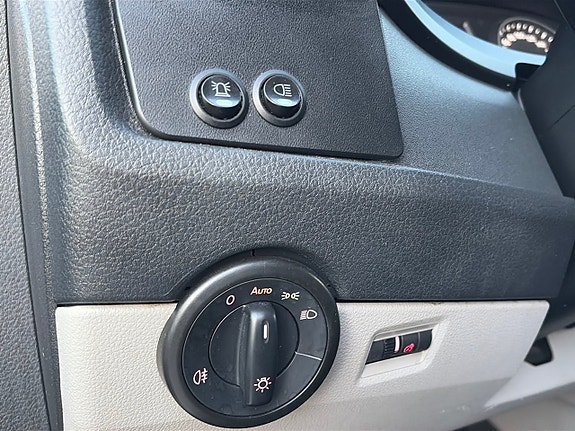 Volkswagen Transporter 14 of 28